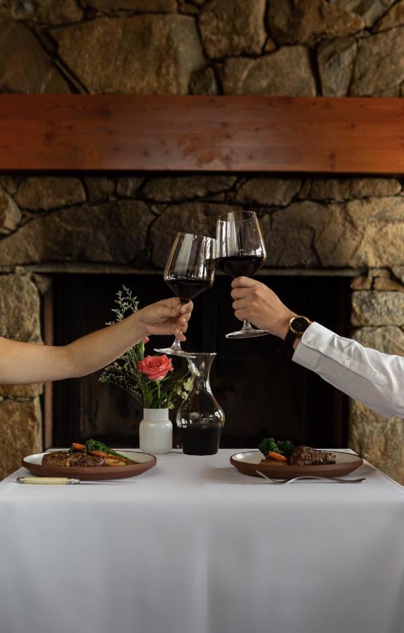 Headwaters Lodge At Eagle Ranch Resort Invermere Dış mekan fotoğraf